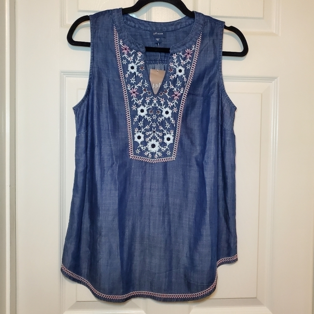 J. Jill Denim Sleeveless Top Womens size X Small V Neck Flower Embroidery